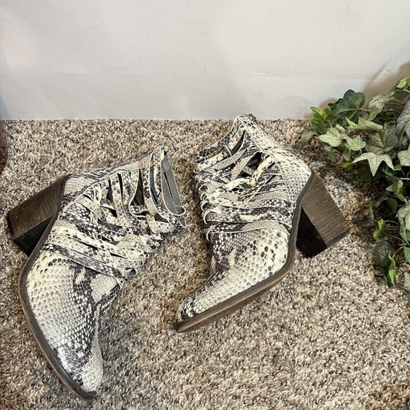 Free People Carrera Ankle Boots Woven Caged Snake Skin Block Heel Zip 40 US 10 - Picture 1 of 11